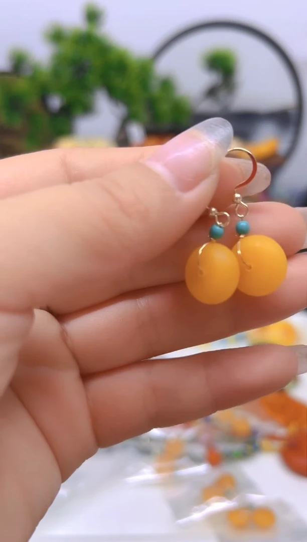 【闪购商品】蜜蜡耳饰14K金镶嵌耳饰E06