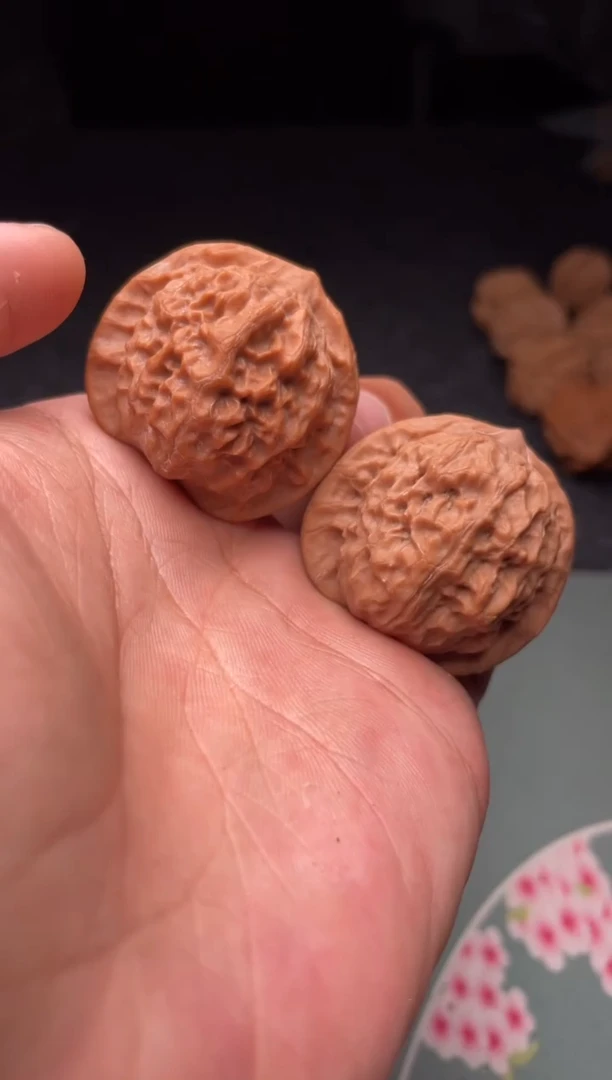 把件文玩核桃a258   瓷娃娃  36尺