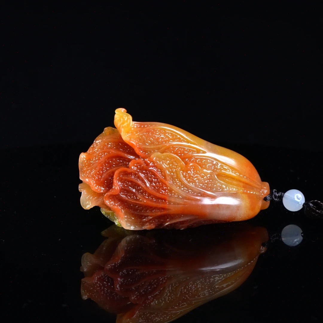 Lot.12.三彩水洞百财手把件145.9克8.8x5x3.2cm