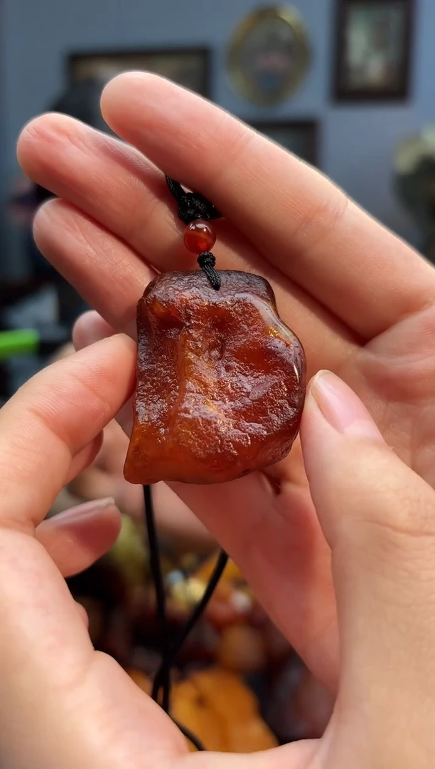 琥珀颈饰未镶嵌吊坠