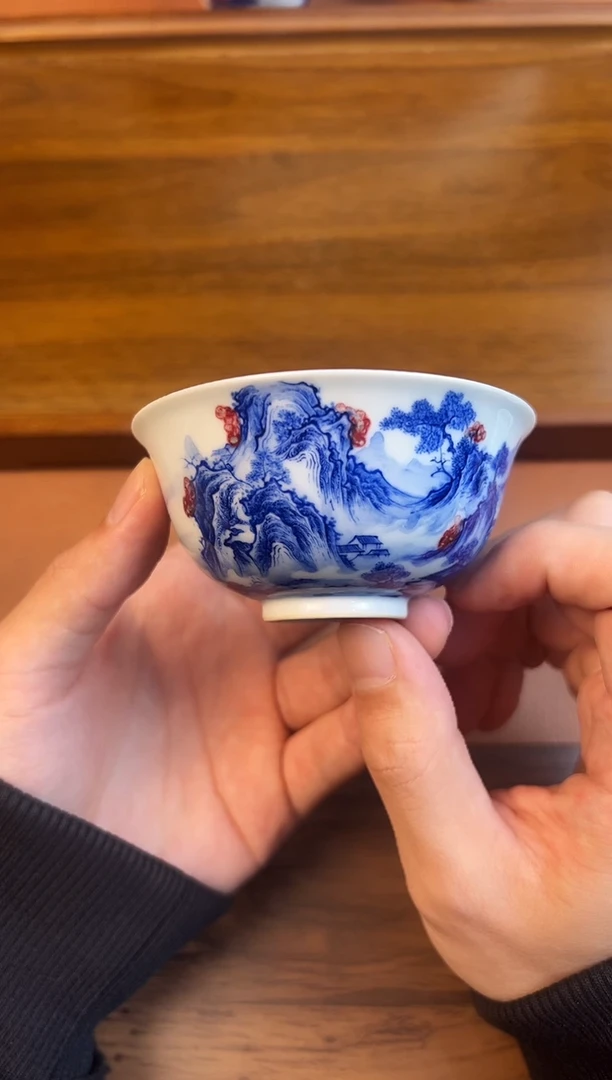 问青坊纯白手工手绘青花釉里红山水敞口杯