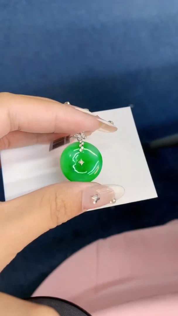 翡翠18K金镶嵌吊坠(不含链)1