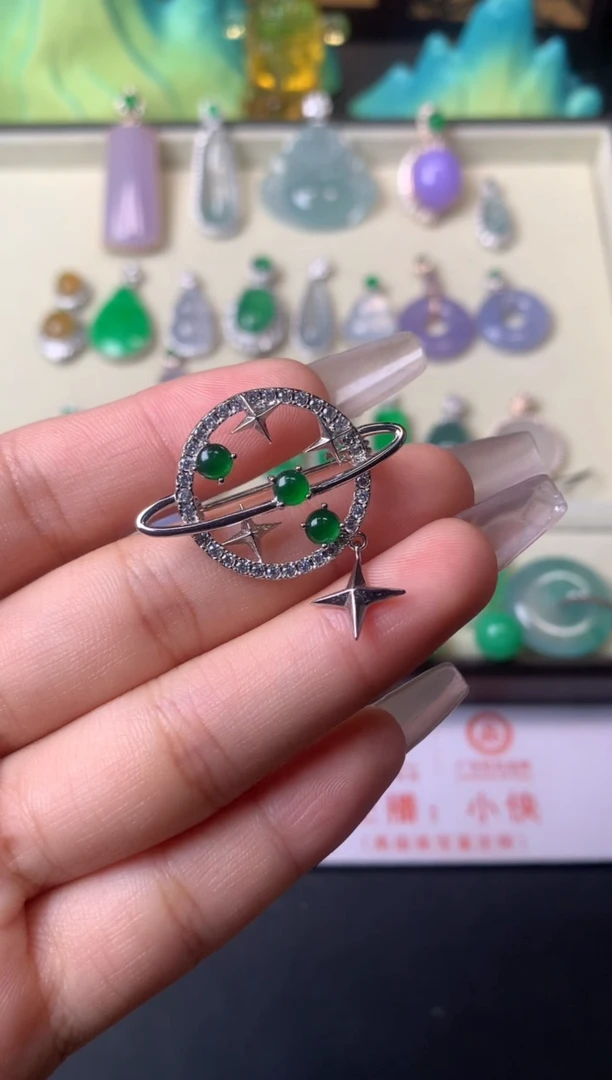 吊坠(不含链)银S925镶嵌翡翠胸针