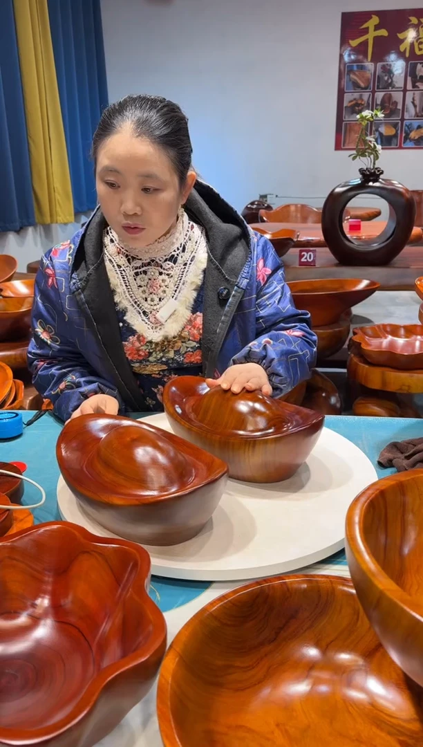 木 红樟元宝 30*19.5*14