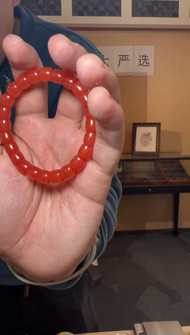 【闪购商品】南红玛瑙手串未镶嵌约8mm保山料冰红南红精工直切单圈