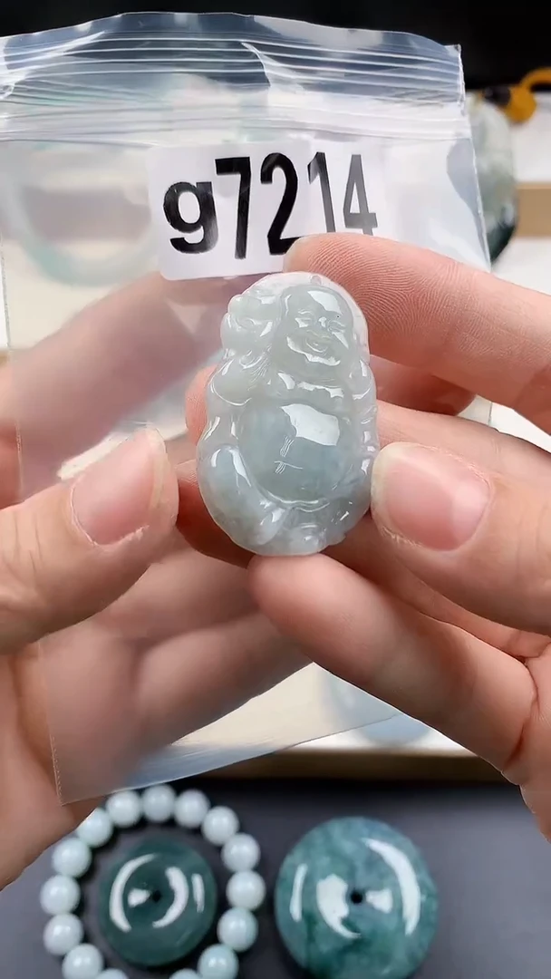 颈饰未镶嵌翡翠天然翡翠吊坠挂件
