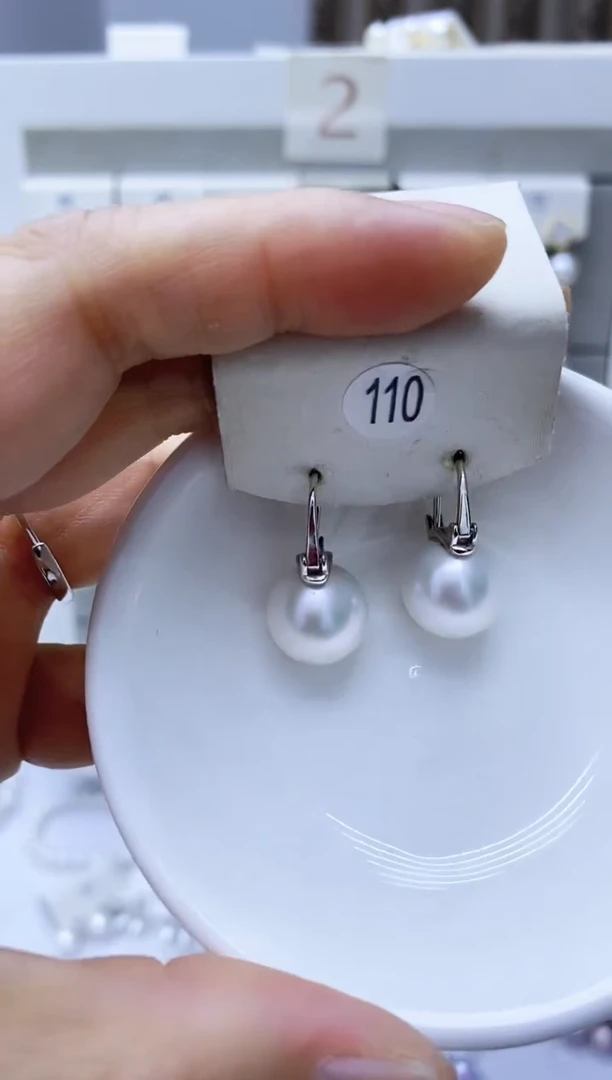 银S925镶嵌淡水珍珠耳饰110