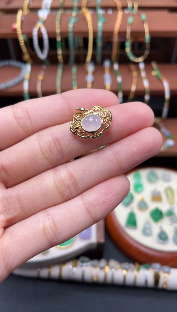 【闪购商品】翡翠吊坠(不含链)18K金镶嵌一个  JK645