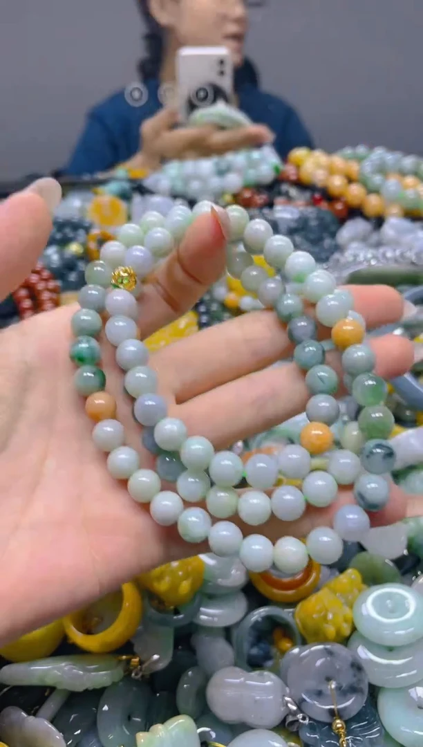 颈饰未镶嵌翡翠7MM/M/翡翠A货，一件也是批发价