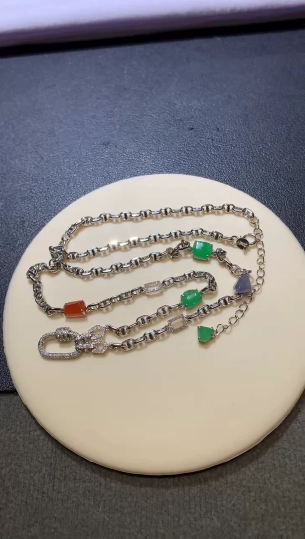 【闪购商品】定制翡翠18K金镶嵌项链25000+0