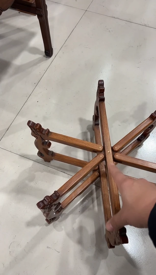 凤头六足笔洗架1