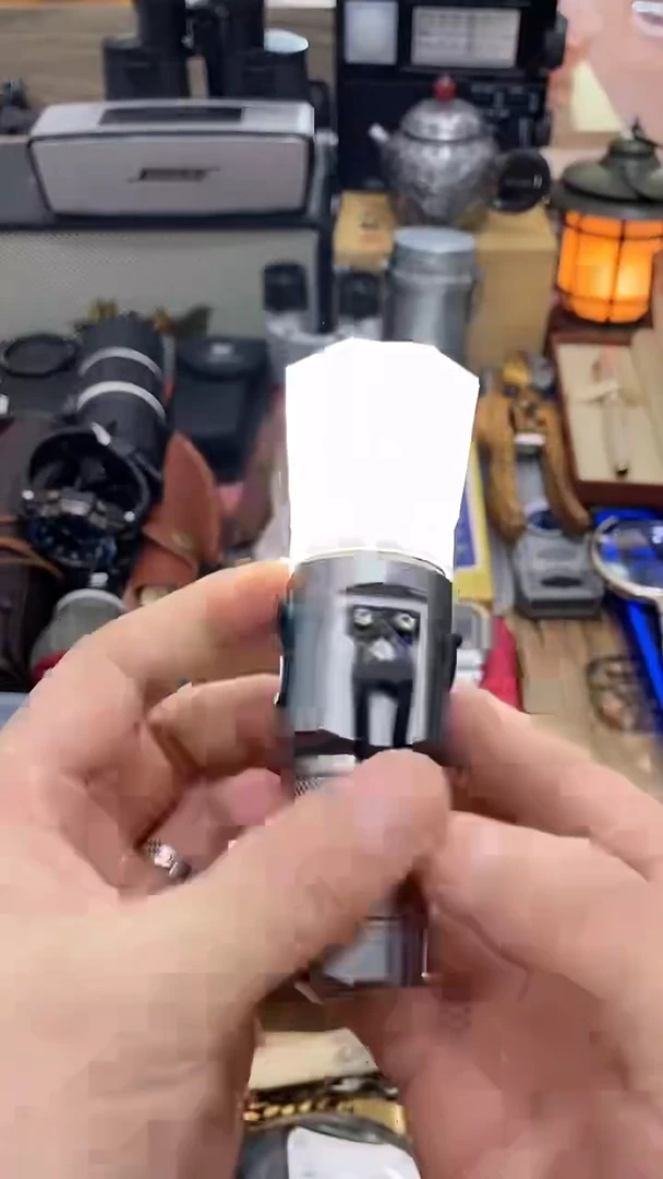 瓷片闪购商品 如图所示