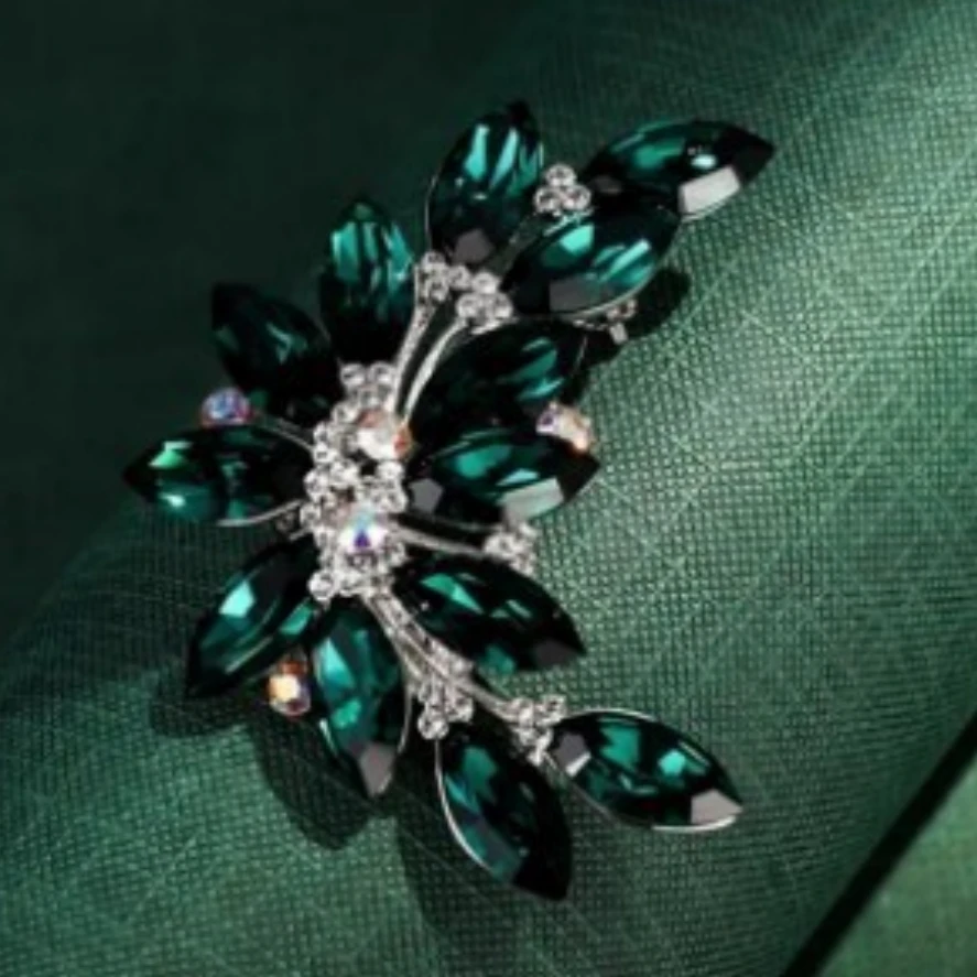 铜合金仿水晶胸针 禧娘娘-小众手工时尚创意复古大衣胸针-S3454