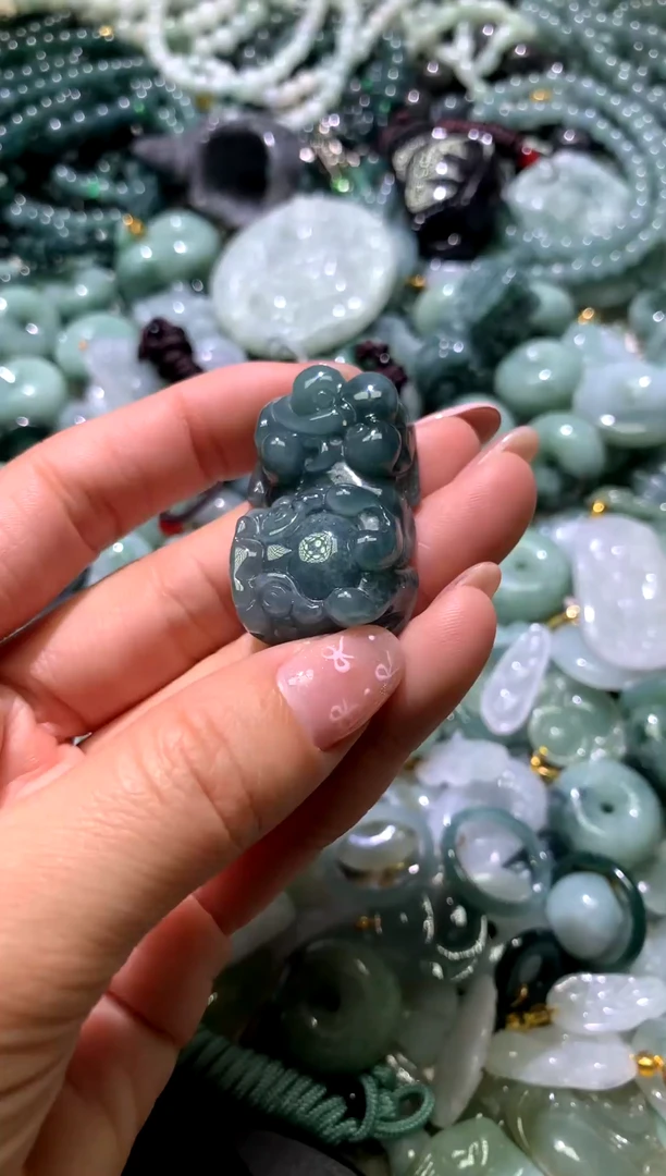 吊坠(不含链)未镶嵌翡翠1