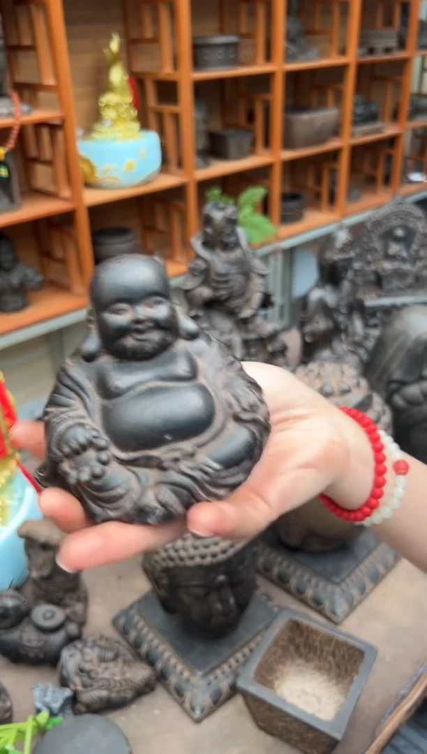 陶土【火山泥】未来佛