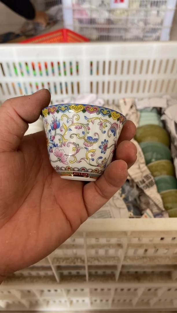 无运费险有瑕疵的摄影的产品有使用过的痕迹有点脏介意勿拍