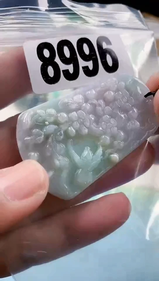 【闪购商品】翡翠挂件未镶嵌天然翡翠吊坠挂件