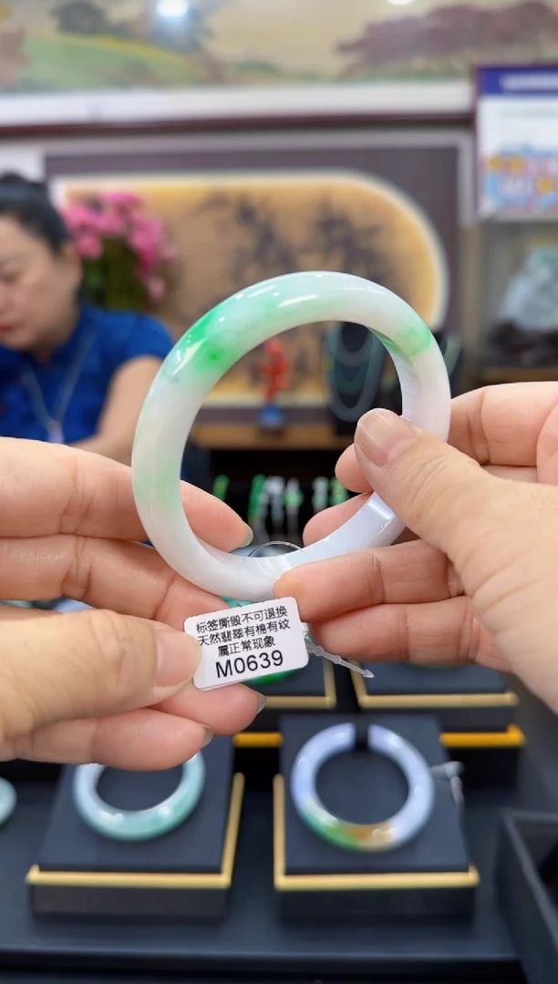 未镶嵌手镯翡翠正圈60 M0639需包容