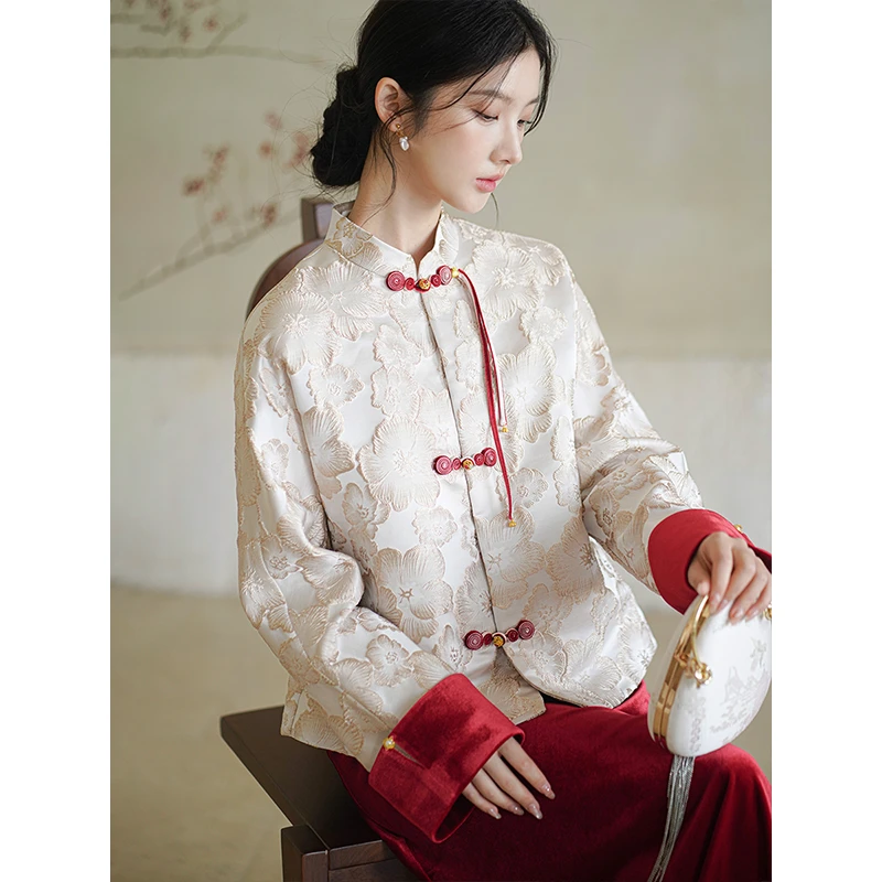 初蝉衣事新中式国风外套女25新款高端浮雕订婚拜年服上衣512067-N
