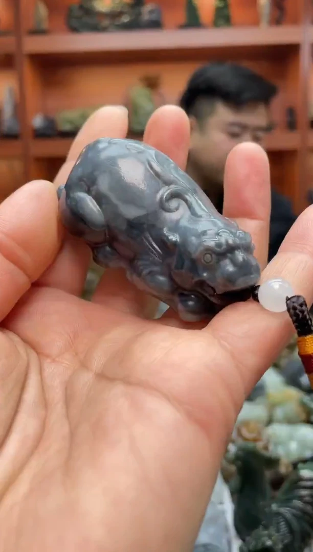 未镶嵌和田玉把件1