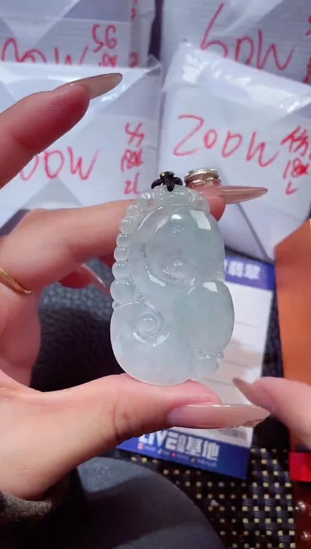 颈饰未镶嵌翡翠60