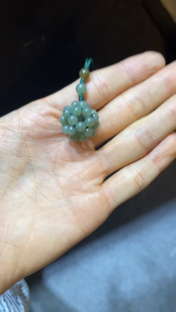 吊坠(赠链)未镶嵌和田玉和田玉手机挂件（产地直发）