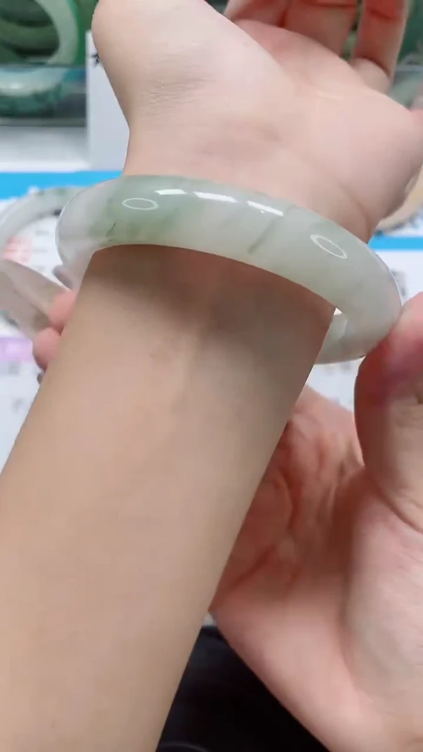 未镶嵌手镯石英质玉115-60/61