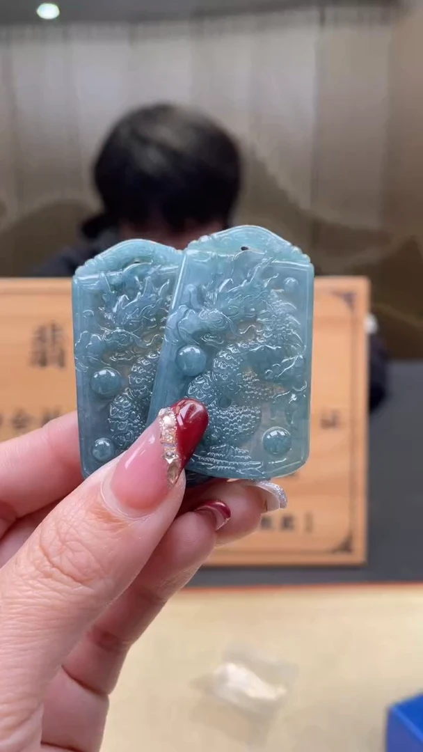 【闪购商品】定制翡翠未镶嵌多样性发货 (只发一件) *A16