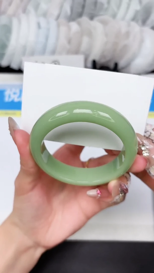 石英质玉手镯未镶嵌53-56.0