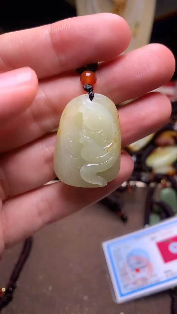 颈饰未镶嵌和田玉新疆料青海料清水和田玉吊坠