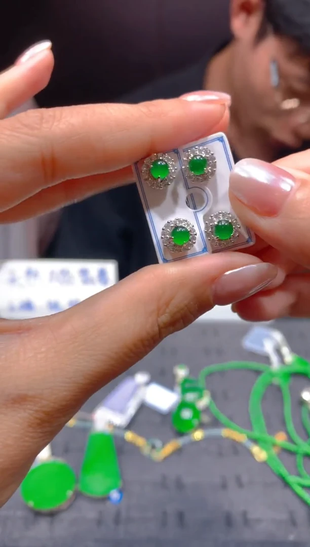 未镶嵌定制翡翠326多样性发货（发其一）