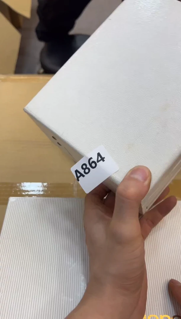 F****文864中古商品谨慎参拍