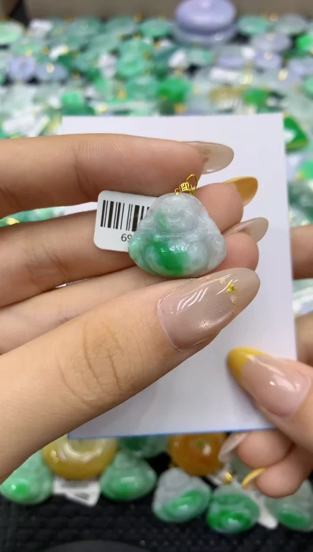 颈饰未镶嵌翡翠天然缅甸翡翠A货