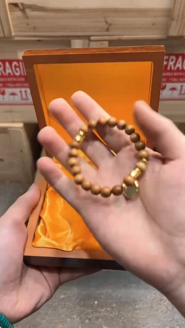 陈氏文玩云仓木制类手串无礼盒SP009