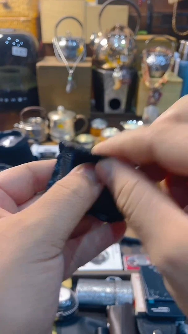 瓷片闪购商品 如图所示