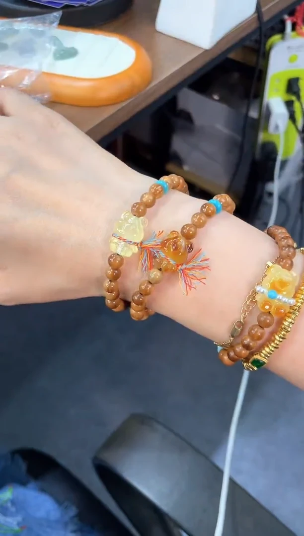 未镶嵌蜜蜡手链库克多样性发一条