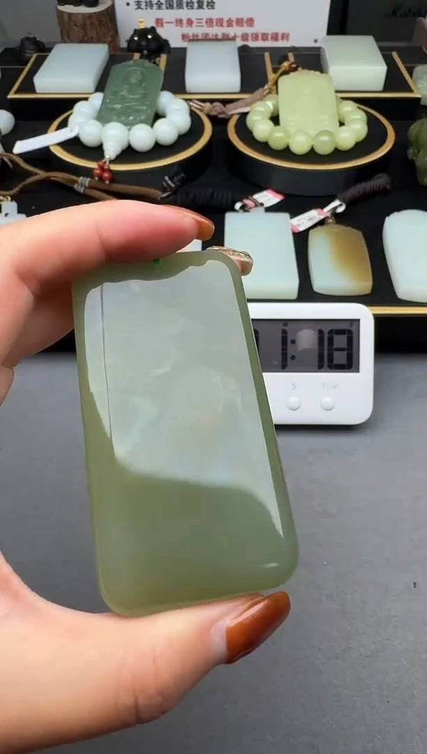 颈饰未镶嵌和田玉3