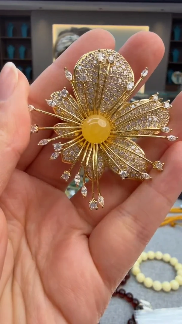 琥珀颈饰未镶嵌80秒拍号 假一罚三