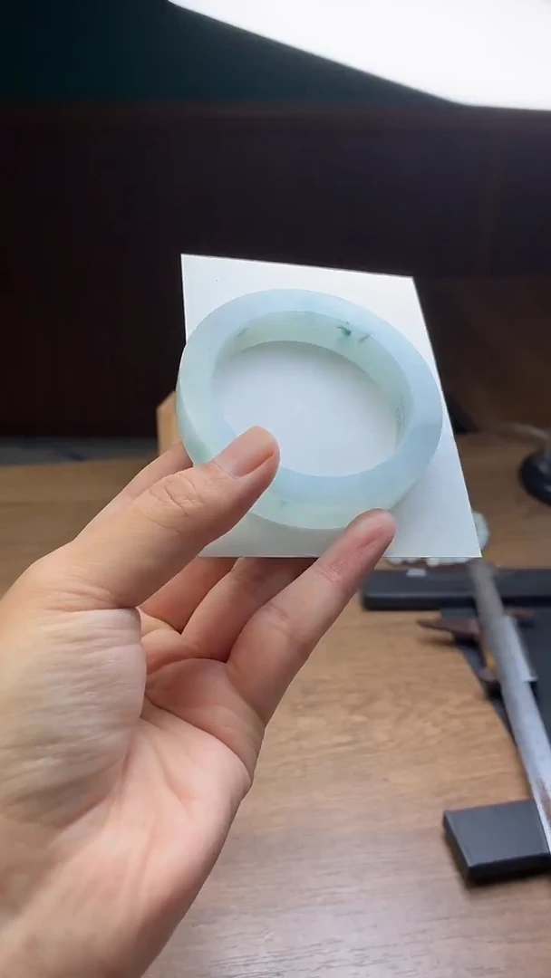 未镶嵌手镯定制翡翠文*定制