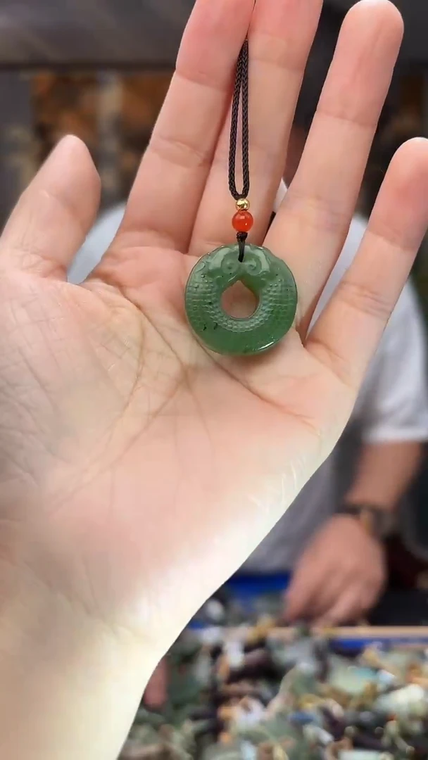 和田玉未镶嵌挂件拍一发一