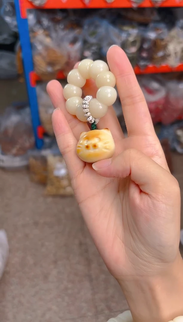 吊坠菩提根/象牙果荔枝栋手捻带猫咪头
