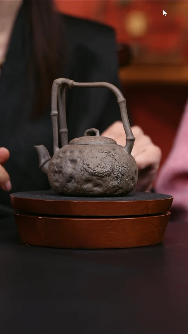 央广国宝苑紫砂茶壶 56