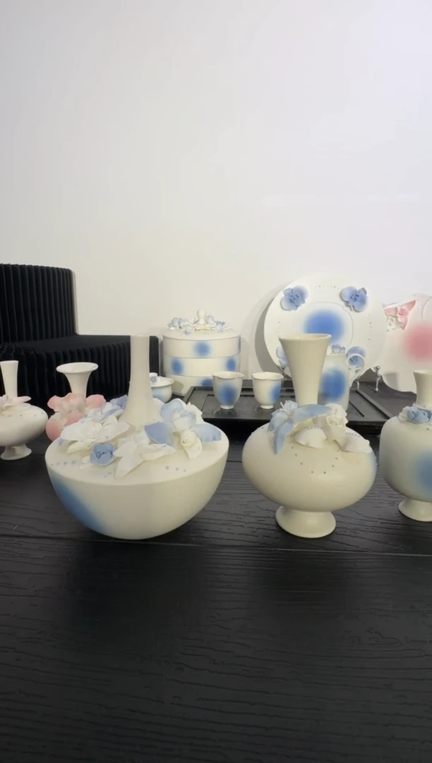h***n繁花蓝色6个小花瓶f11
