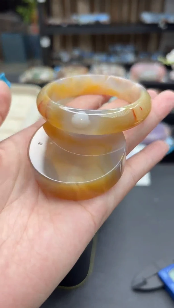 未镶嵌手镯石英质玉667(53圈赠送镯心)