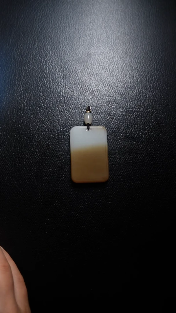 颈饰未镶嵌和田玉无事牌