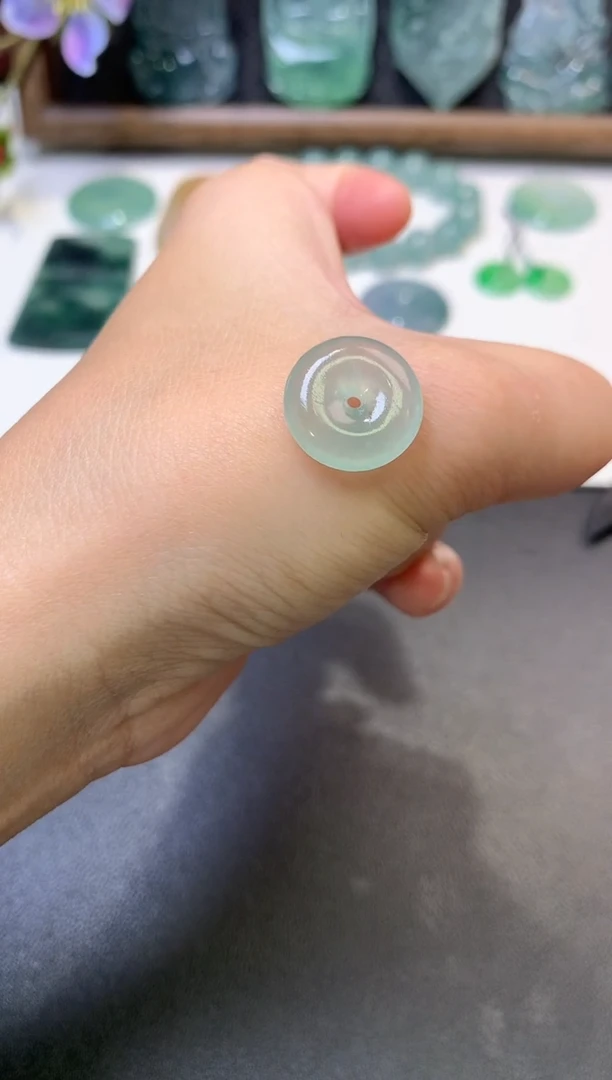 未镶嵌定制翡翠毛货