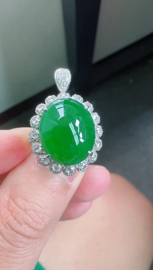 18K金镶嵌戒指翡翠用****2寄售回流，24小时鉴赏期（分单总价28260