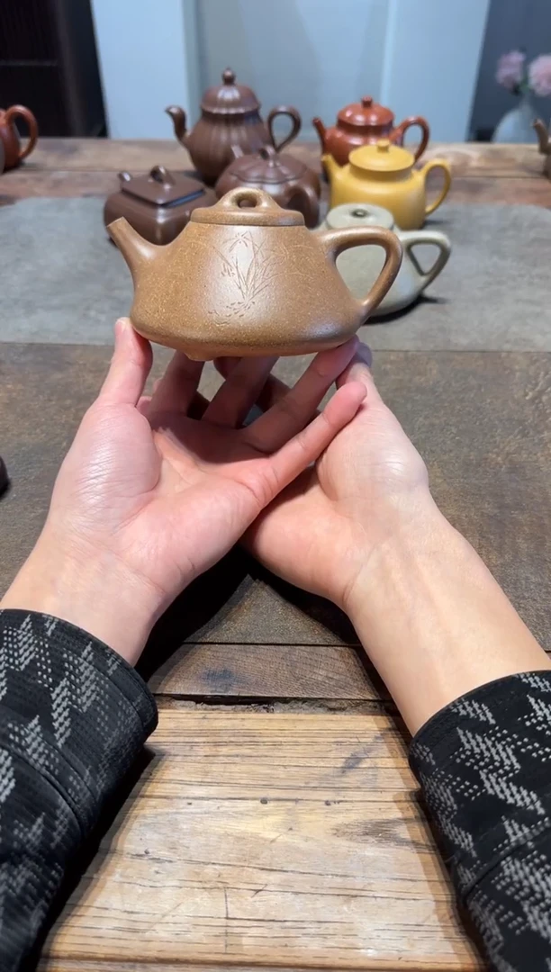 茶壶紫砂凣**爺子冶石瓢 退火黄段