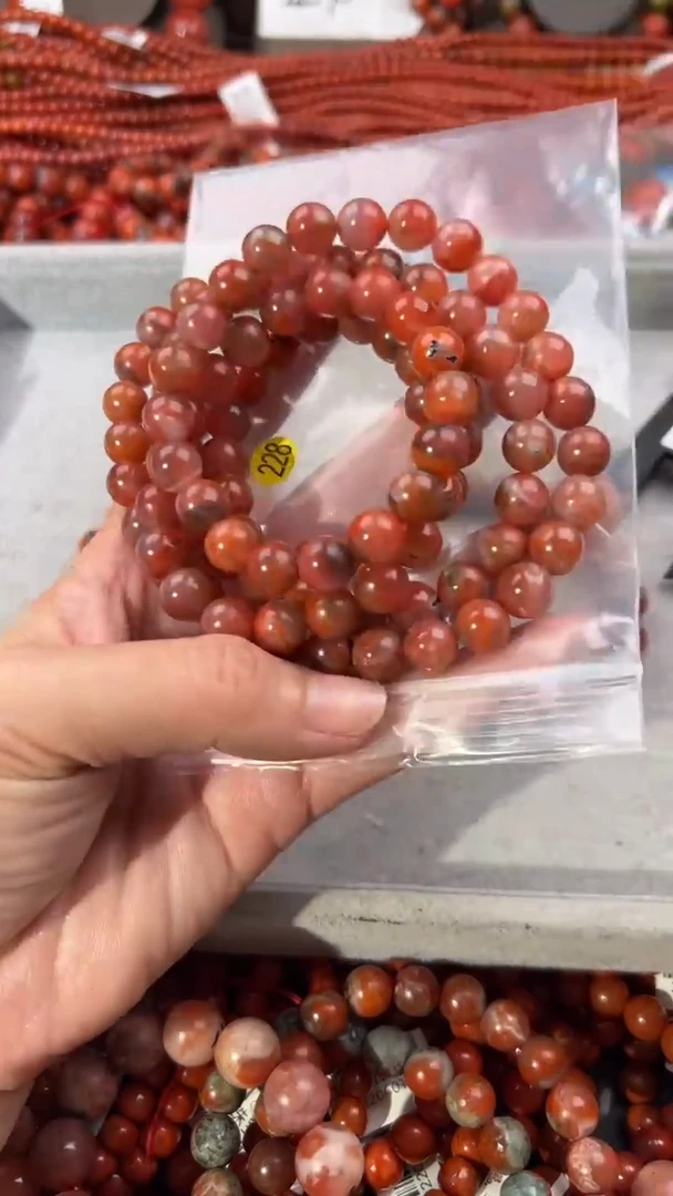 南红玛瑙手串未镶嵌9+