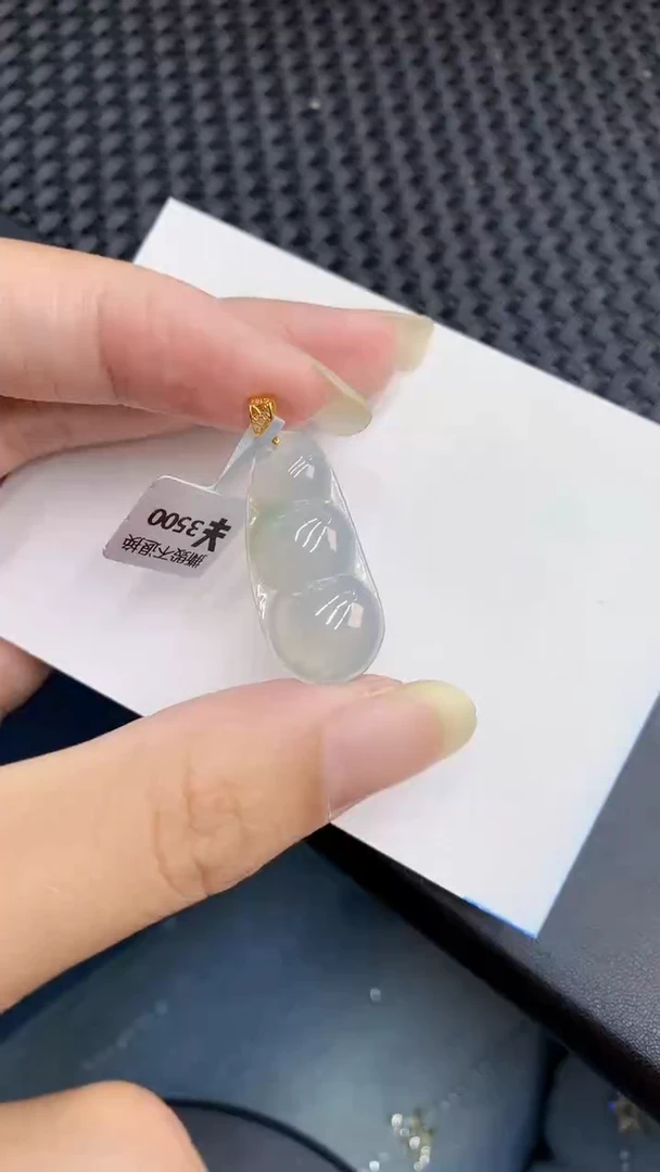 【闪购商品】翡翠颈饰18K金镶嵌            8